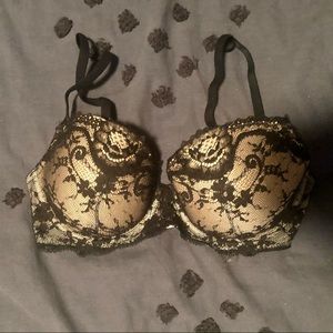 Victoria’s Secret Dream Angels Lace Demi Bra